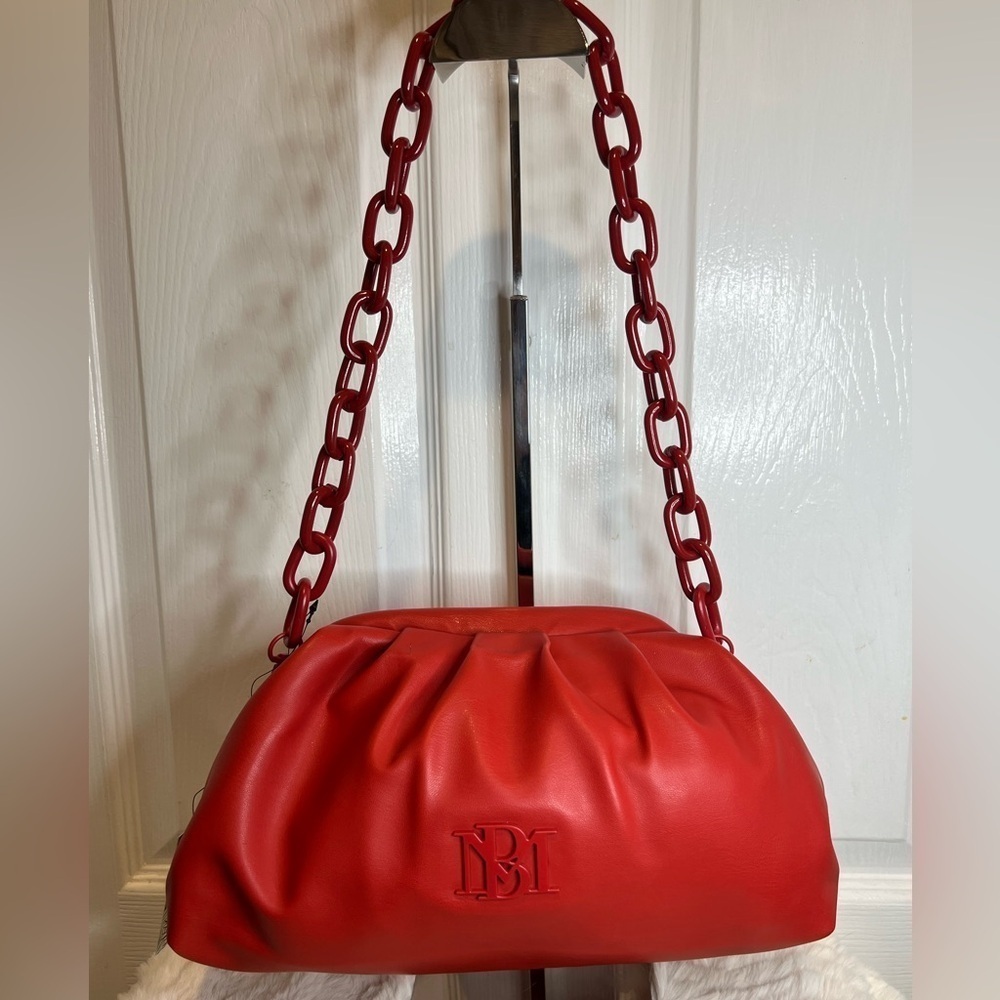 BADGLEY MISCHKA LOGO CROSSBODY BAG RED NEW WITH TAGS - Picture 2 of 14